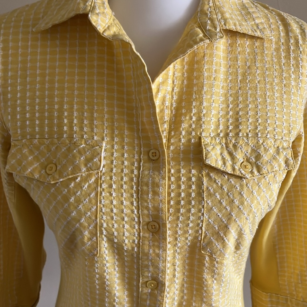 Hope & Harlow, Yellow Fitted Button Down Shirt, Size S - Picture 7 of 9